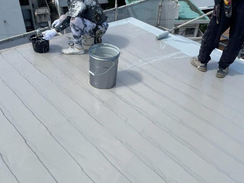 沖新塗装の施工現場