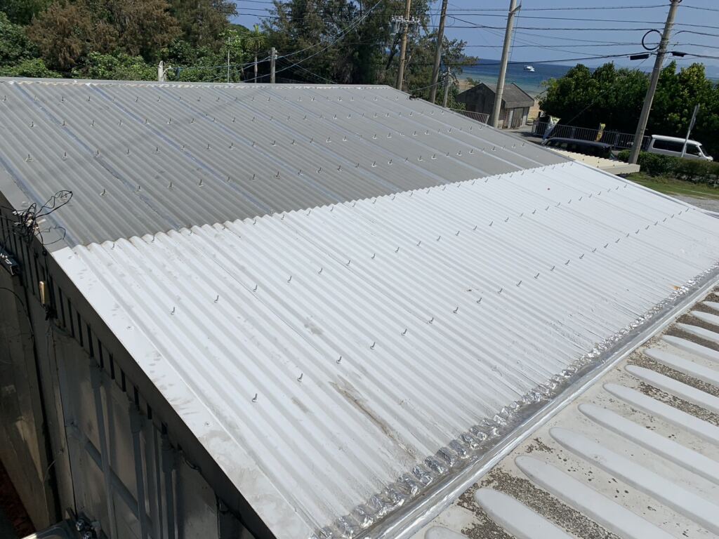 施工前:トタン屋根防水改修工事